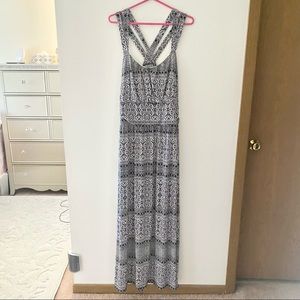 Maurice’s Black and White Criss Cross Maxi Dress Size 3